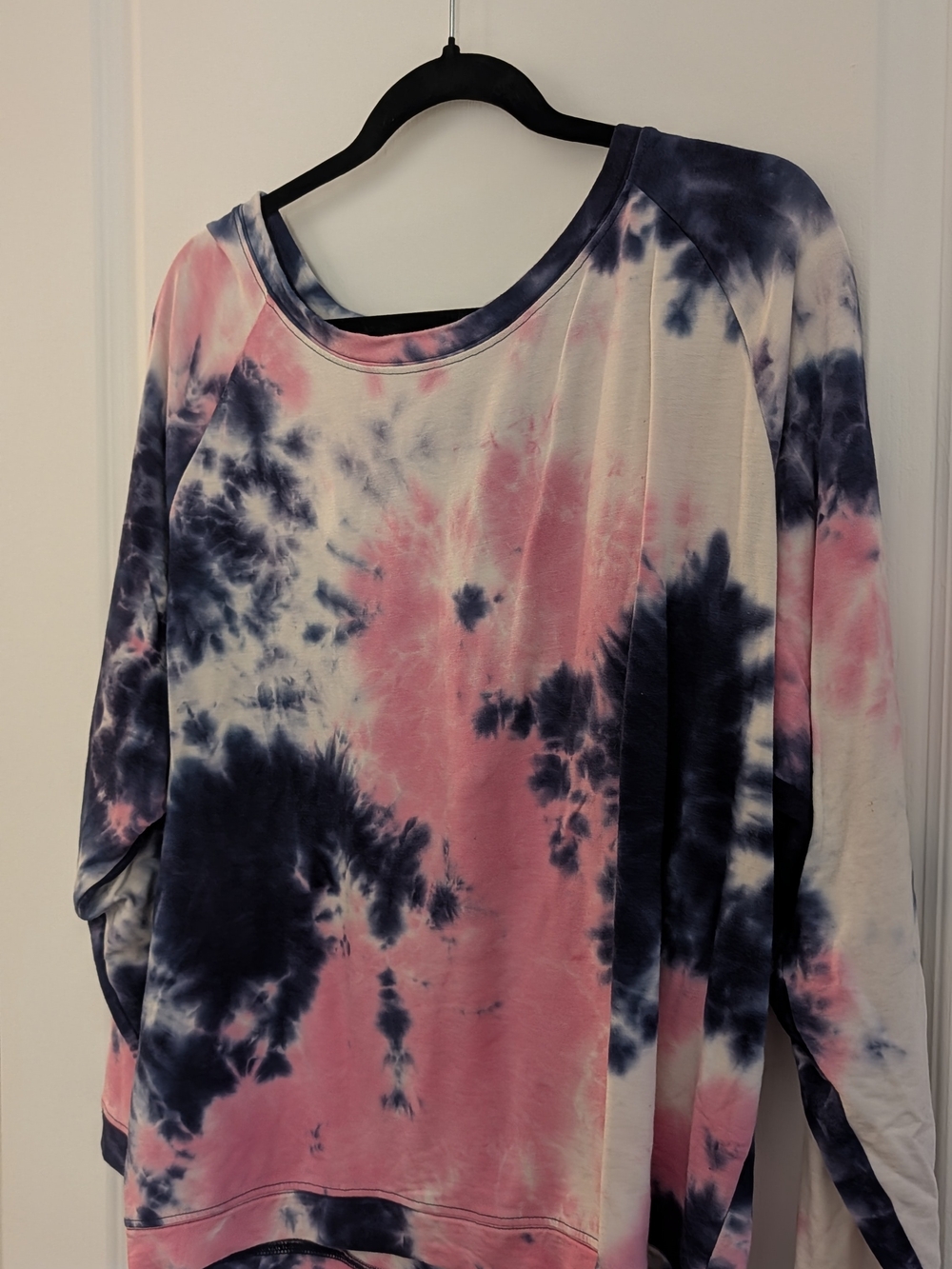 Miik XL Tie-Dye Long Sleeve Top - Pink & Navy